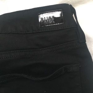 High waist black hoxton skinny jeans paige sz 28